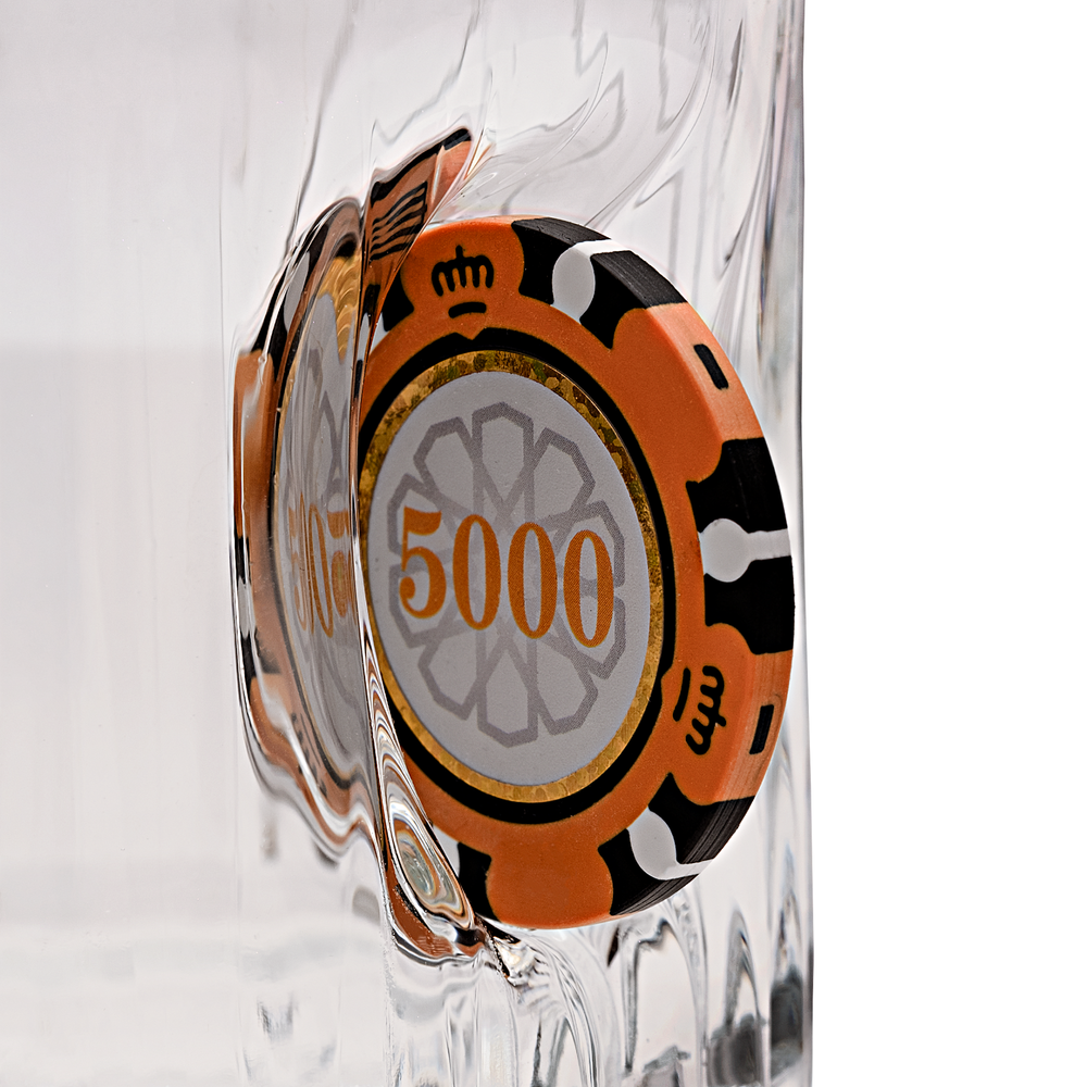 Poker Chip Whisky Glass 355ml – macro close-up
