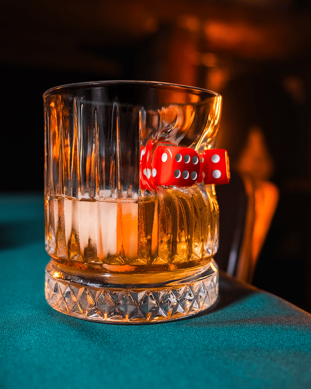 Double Crystal Whisky Tumbler Set — Dice Luxury Edition, 355 ml